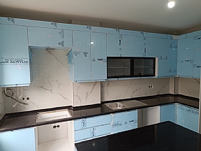 Gömme Kulplu Akrilik Mutfak Dolapları ve Modelleri