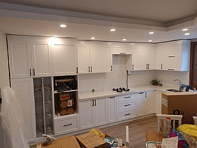 Mat Lake Özel Boyalı Mutfak Dolabı Modelleri